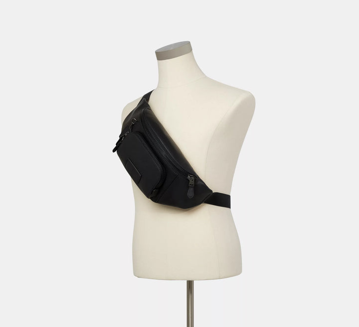 RIÑONERA COACH TRACK BELT BAG EN CUERO