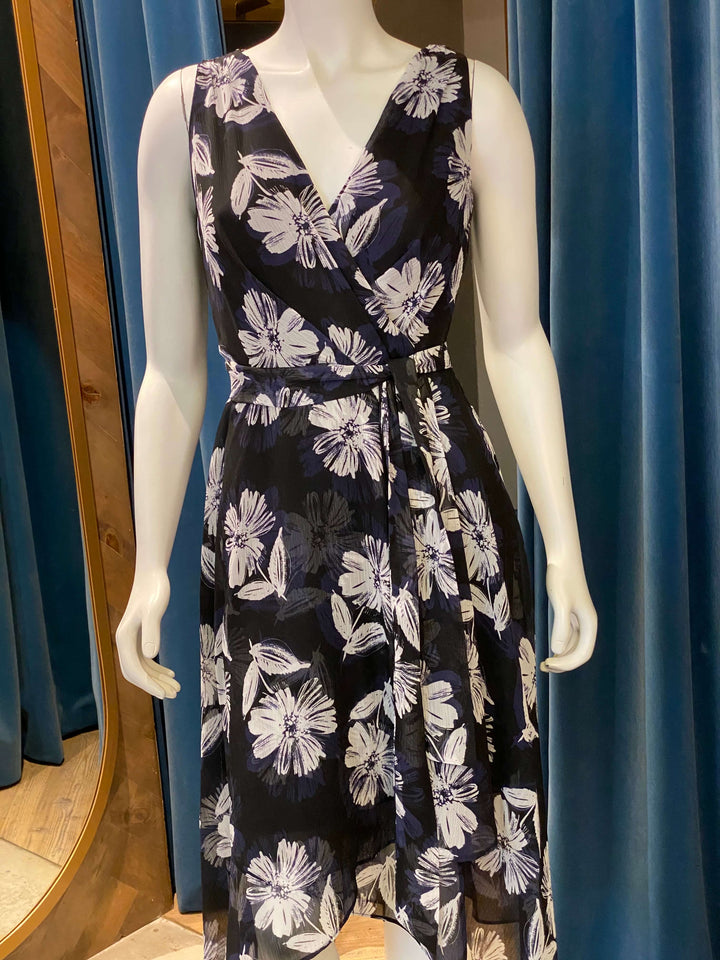 VESTIDO NEGRO CON FLORES