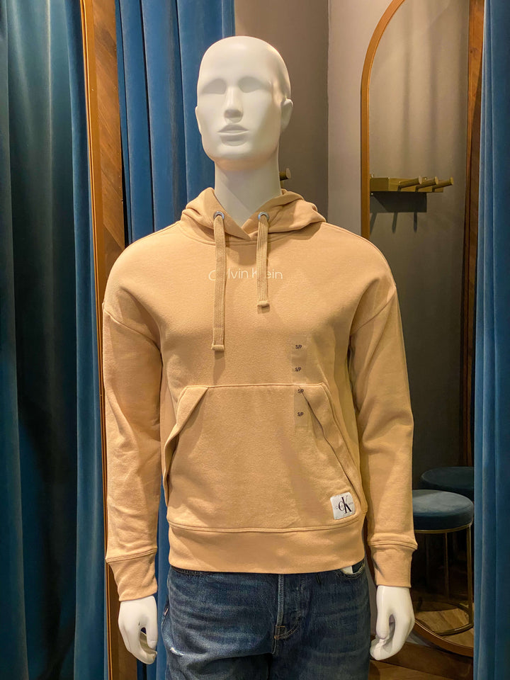 BUZO CON CHOMPA OVERSIZED LOGO CALVIN KLEIN