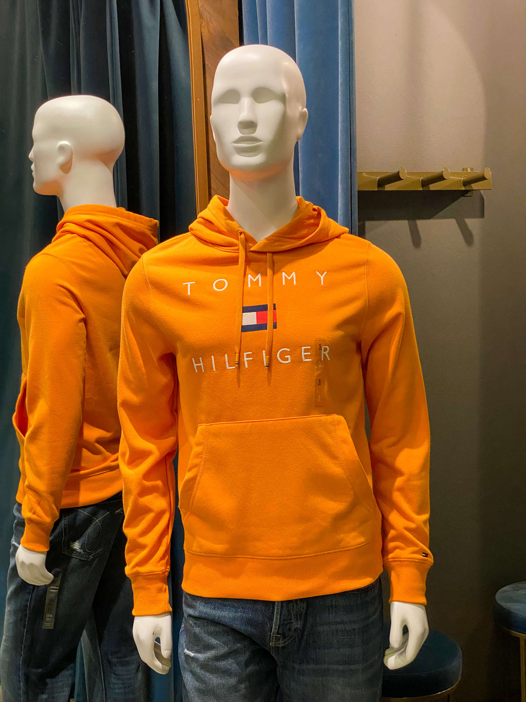 BUZO LOGO BORDADO CLASICO CON CHOMPA - Main Image