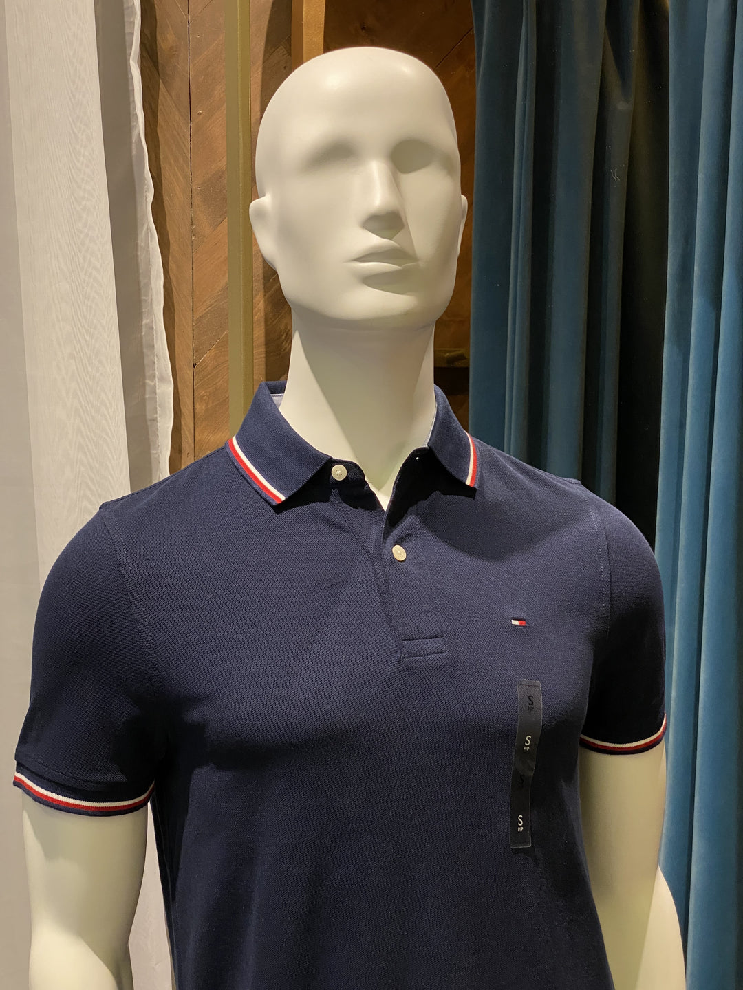 CAMISETA TIPO POLO RIBETE CUELLO TOMMY HILFIGER