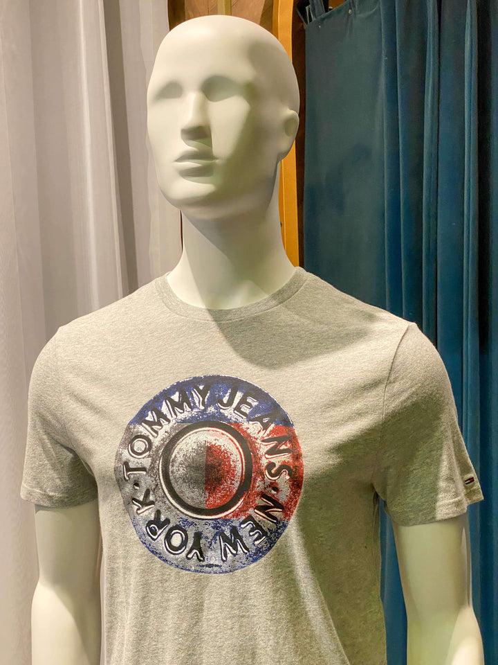 CAMISETA TOMMY JEANS LOGO CIRCULAR TOMMY JEANS